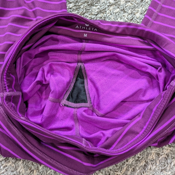 ✨3/$15 Athleta Purple Striped Crop Workout Exercise Athletic Legging M - Picture 9 of 10